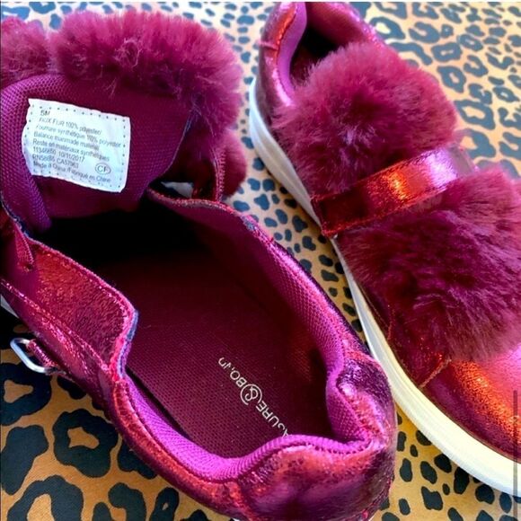 Plum / Red Metallic Slip On Sneakers with Faux Fur Tongue Detail size 5 - Picture 4 of 8